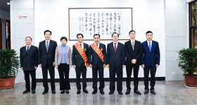 縣領導接見赴京回新受獎勞模<br/>為美麗新昌建設再立新功