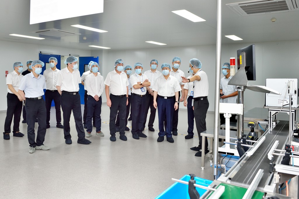 1629339886316417GOGX.jpg 車間參觀1.jpg