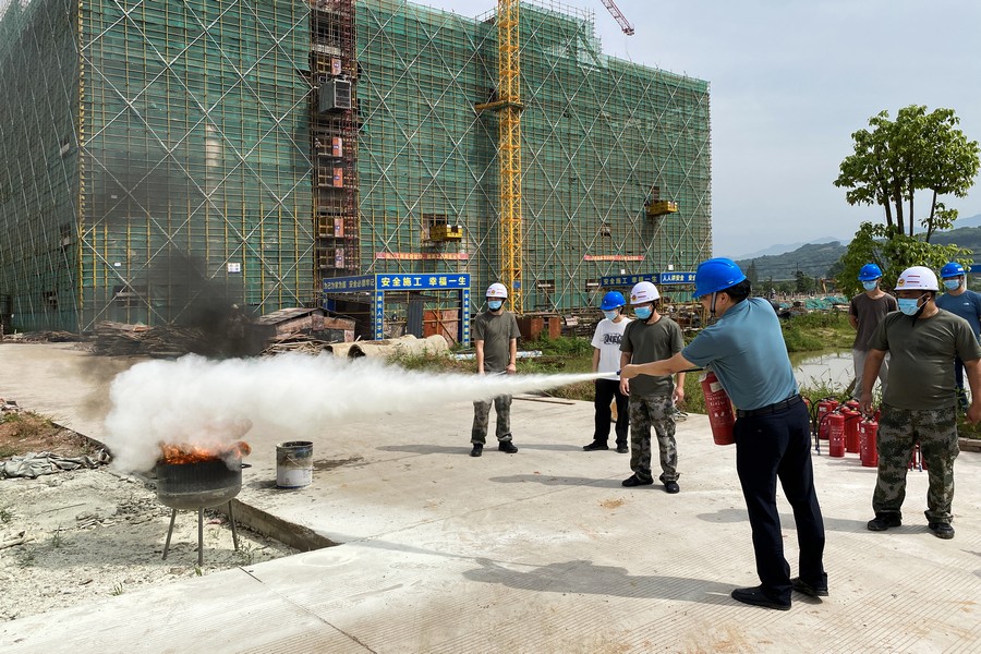 1655941486790734DJGA.jpg 封面+內文.jpg